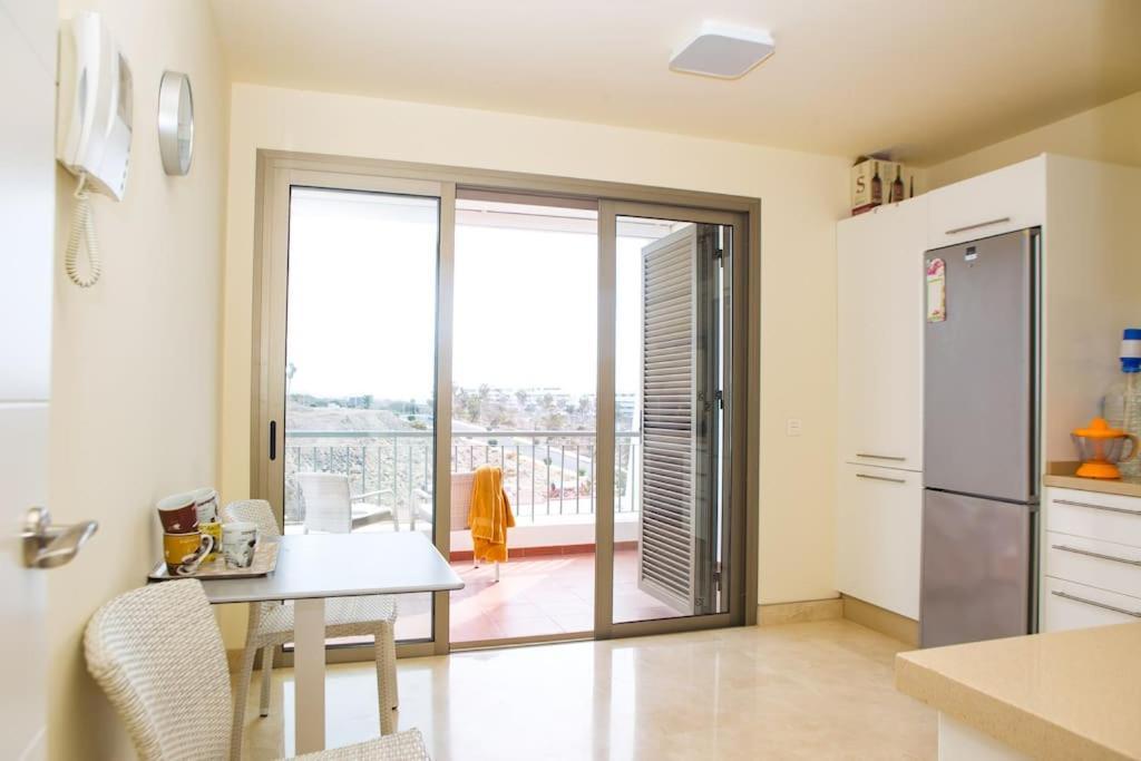 2 Bedrooms Apartment In Magnolia Golf Resort, La Caleta Costa Adeje  Exterior photo